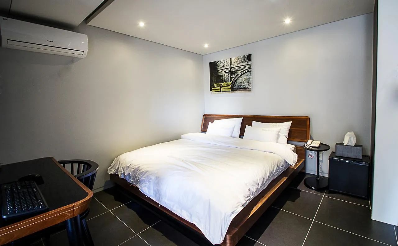 Hotel Bono Oncheonjang Busan